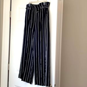 NWOT Express Wide Leg High Rise pinstripe pants